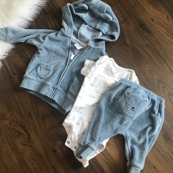 Carter’s set - Picture 1 of 3